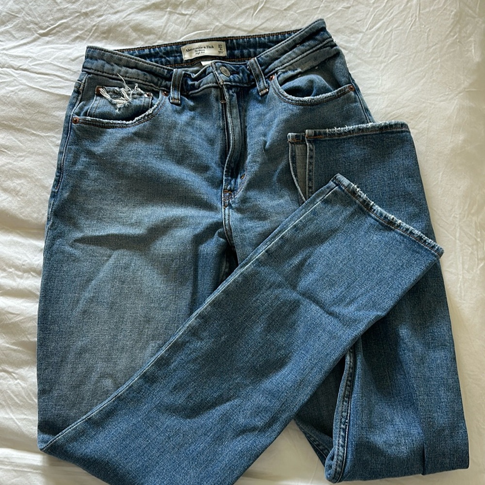Abercrombie Curve Love